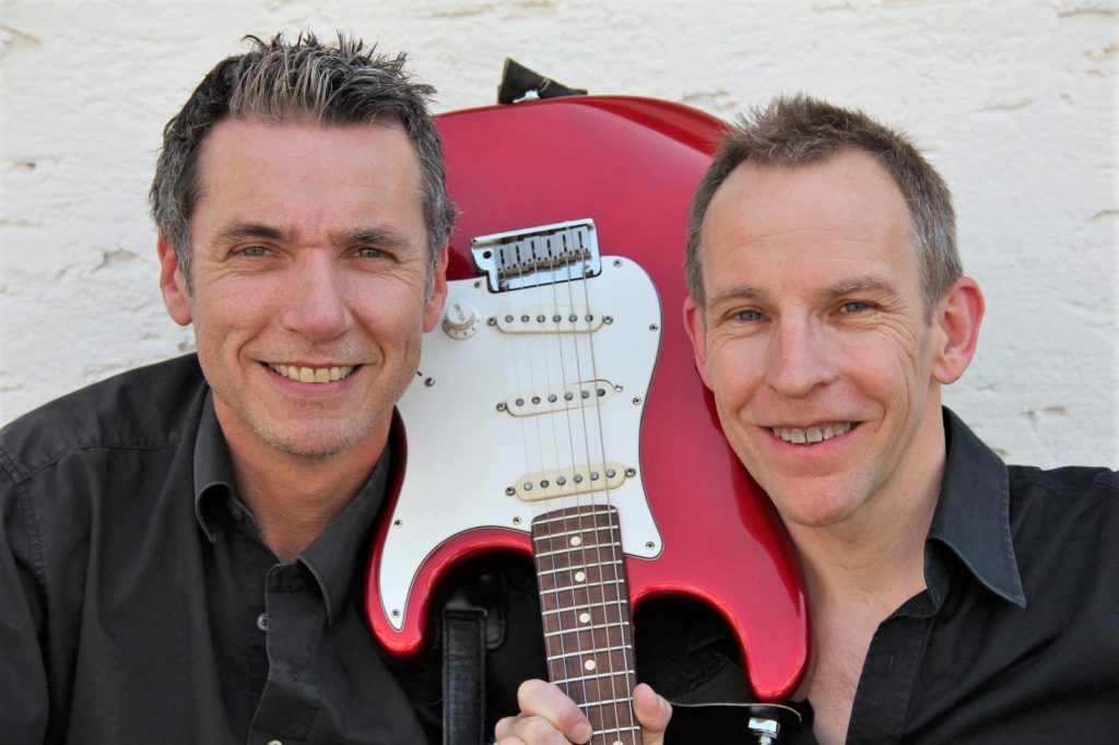 Us2 - Rock Pop Latin - Musik Kategorie Künstler von Hollywood Connection